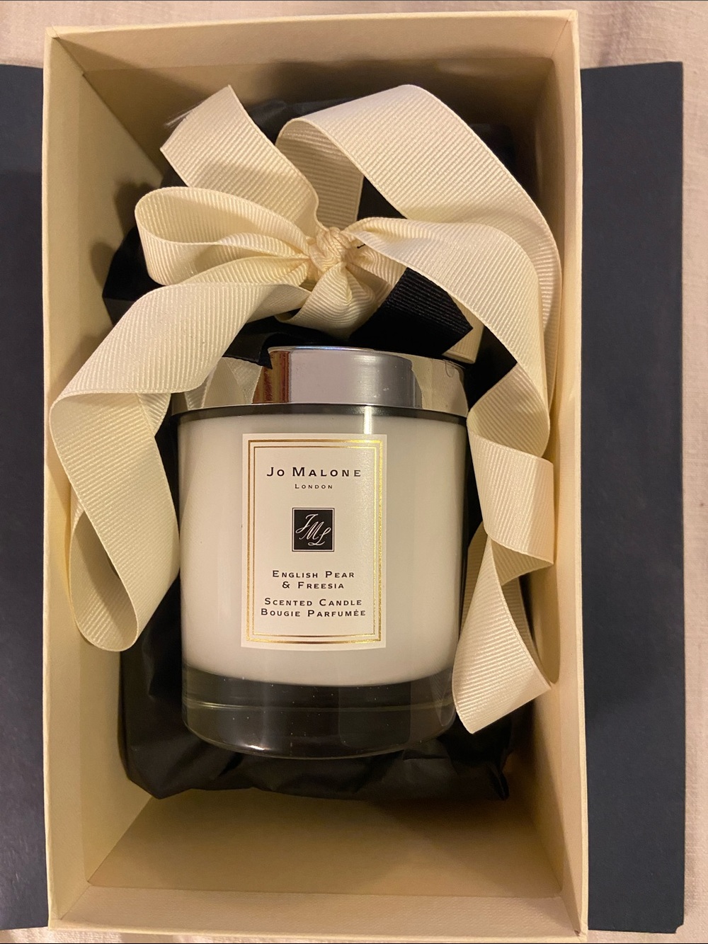 Jo Malone White Cream Scented Candle with Ivory Ribbon